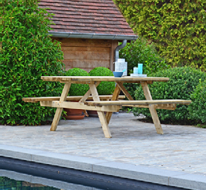 table de pique nique en bois